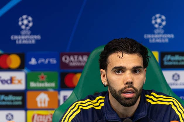 April 6, 2026, Lisbon, Lisbon, Portugal: Arsenal goalkeeper from Spain DAVID RAYA (1) during the press conference, PK, Pressekonferenz before the UEFA Champions League between Sporting and Arsenal at Estadio Jose de Alvalade Soccer 2026: Pre-Game Press Conference  - ZUMAs359 20260406_zsp_s359_045 Copyright: xAlexandrexdexSousax
