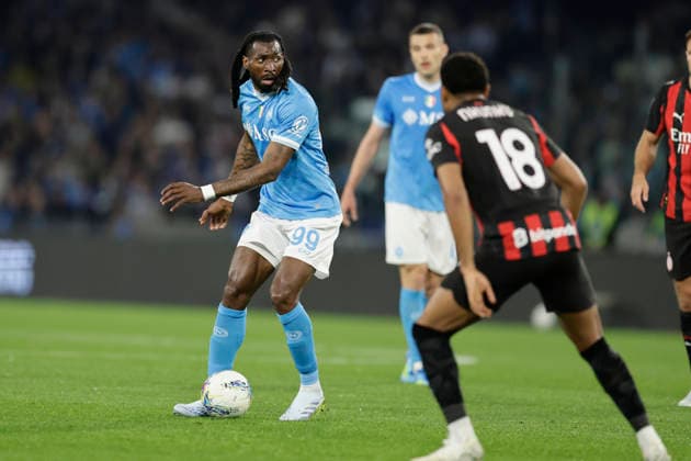 Italy: Serie a football match SSC Napoli vs AC Milan Napoli s Cameroonian midfielder Andre Frank Zambo Anguissa controls the ball during the Serie A football match between SSC Napoli and AC Milan at the Diego Armando Maradona Stadium in Naples on April 06, 2026. _BPH7257 Copyright: xAntonioxBalascox