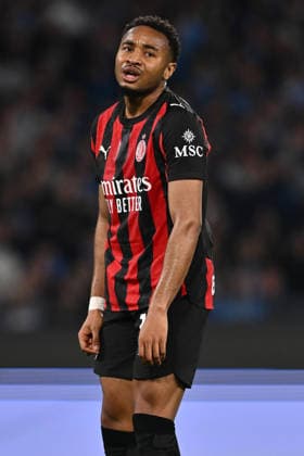 SSC Napoli v AC Milan - Serie A Christopher Nkunku of A.C. Milan is in action during the 31st day of the Serie A Championship between S.S.C. Napoli and A.C. Milan at the Diego Armando Maradona Stadium on April 6, 2026, in Naples, Italy. Naples Italy Italy  Copyright: xDomenicoxCippitellix originalFilename:cippitelli-sscnapol260406_npiK9.jpg