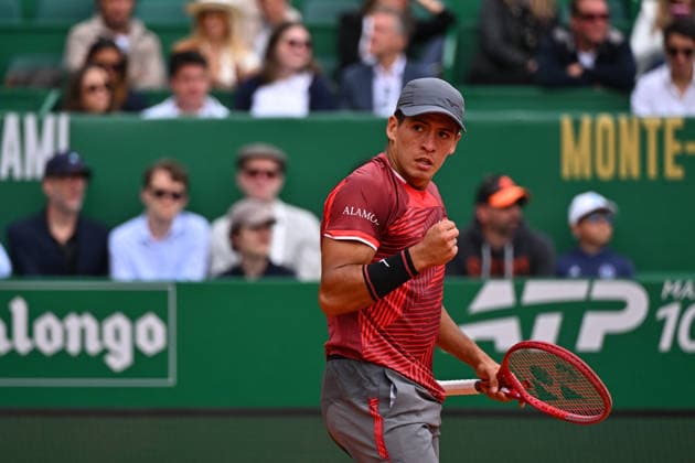Rolex Monte-Carlo Masters - Men s Singles - S Baez v S Wawrinka Sebastian Baez (ARG) during his first round match at the 2026 Rolex Monte-Carlo Masters in Monte-Carlo, MONACO, on April 6th, 2026. Photo by Corinne Dubreuil ABACAPRESS.COM Monte Carlo Monaco  Copyright: xDubreuilxCorinne ABACAx
