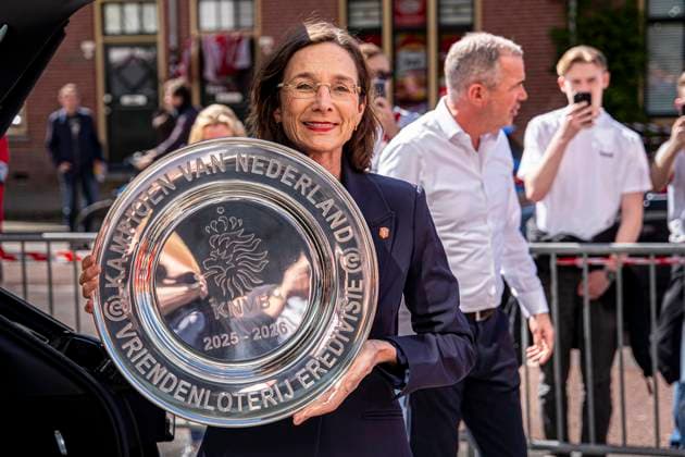 General Manager Marianne van Leeuwen of KNVB arrives with championship trophy PSV Championship Celebrations, Eredivisie, PSV Championship Celebrations, Philips Stadion, April 7, 2026, Eindhoven, Netherlands.