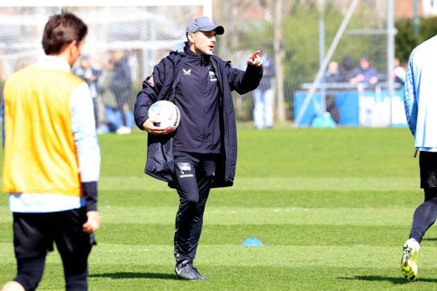 DEU, DFL, 2. FBL Hertha BSC, Training, 07.04.2026, Sportforum, Berlin, DEU, DFL, 2. FBL Hertha BSC, Training, im Bild Cheftrainer Stefan Leitl (Hertha BSC Berlin) DFL - regulations prohibit any use of Photographs as image sequences and or quasi-video