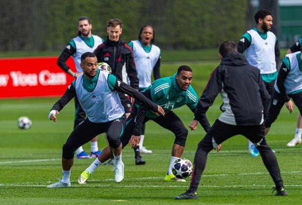 Football - UEFA Champions League - Quarter-FInal - 1st Leg - Paris Saint-Germain FC v Liverpool FC - MD-1 LIVERPOOL, ENGLAND - Tuesday, April 7, 2026: Liverpool s Cody Gakpo (L) and Ryan Gravenberch during a training session at the AXA Training Centre ahead of the UEFA Champions League Quarter-Final 1st Leg match between Paris Saint-Germain FC and Liverpool FC. (Photo by David Rawcliffe Propaganda) LIVERPOOL AXA Training Centre MERSEYSIDE ENGLAND  Copyright: xDavidxRawcliffex P2026-04-07-PSG_Liverpool_MD-1-14