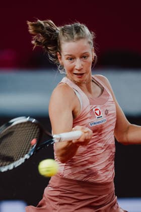 TENNIS - WTA, Tennis Damen Upper Austria Ladies Linz LINZ,AUSTRIA,07.APR.26 - TENNIS - WTA Tour, Upper Austria Ladies Linz. Image shows Sinja Kraus (AUT).  GEPAxpictures xAlexanderxSolc