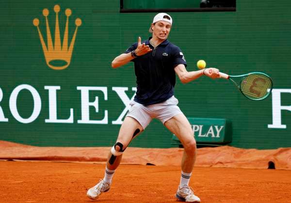 Monte-Carlo Rolex Master Tennis PHOTOPQR NICE MATIN Dylan Meiffret ; Roquebrune Cap-Martin ; 07 04 2026 ; 119e edition du Rolex Monte-Carlo Masters de Tennis. Matchs du 4e jour. ICI : match entre l italien Jannik Sinner et le francais Ugo Humbert. Jannik Sinner remporte le match. ICI : Ugo Humbert Rolex Monte-Carlo Masters at Monte-Carlo Country Club on April 7, 2026 in Monte-Carlo. Roquebrune Cap-Martin France  Copyright: xPHOTOPQR NICExMATIN MAXPPPxDylanxMeiffretx 20260407NIM7595 20260407NIM7595