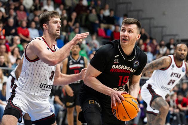 Quarter-final of men s basketball Champions League, 2nd game: Nymburk vs Rytas Vilnius in Prague, Czech Republic, April 7, 2026. From right Ondrej Sehnal of Nymburk amd Augustas Marciulionis of Vilnius (CTKxPhoto MichalxKamaryt) CTKPhotoP2026040706588  CTKPhotoP2026040706588