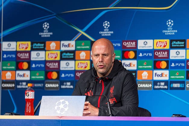Football - UEFA Champions League - Quarter-Final - 1st Leg - Paris Saint-Germain FC v Liverpool FC - MD-1 PARIS, FRANCE - Tuesday, April 7, 2026: Liverpool s head coach Arne Slot during a press conference, PK, Pressekonferenz at the Parc des Princes ahead of the UEFA Champions League Quarter-Final 1st Leg match between Paris Saint-Germain FC and Liverpool FC. (Photo by David Rawcliffe Propaganda) PARIS Parc des Princes ÃŽLE-DE-FRANCE FRANCE  Copyright: xDavidxRawcliffex P2026-04-07-PSG_Liverpool_MD-1-73