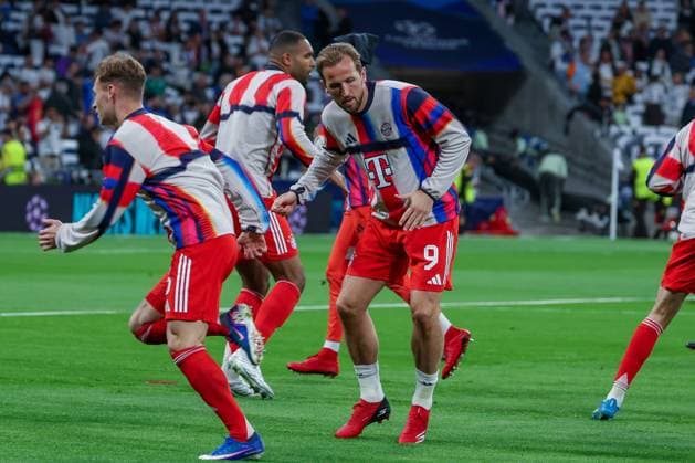 Harry Kane 9 (FC Bayern Muenchen) warm-up, Real Madrid vs. FC Bayern Muenchen, Fussball, Maenner, UEFA Champions League, Saison 2025 2026, Viertelfinal-Hinspiel (Quarter Finals 1st Leg), 07.04.2026 Madrid Madrid Spanien