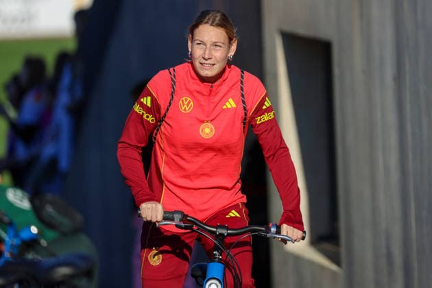 Herzogenaurach, Deutschland 07. April 2026: Medienoffenes Training der deutschen Fußballnationalmannschaft der Frauen zur Vorbereitung auf die WM-Qualifikation Im Bild: Sarai Linder (Deutschland) Copyright: HMBxMedia MadeleinexFantini