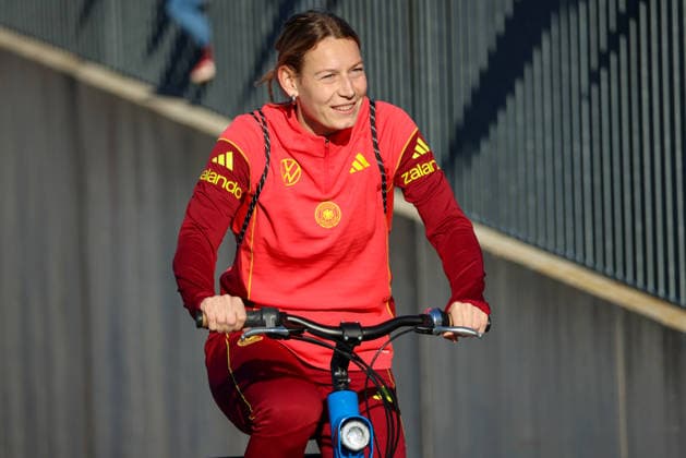 Herzogenaurach, Deutschland 07. April 2026: Medienoffenes Training der deutschen Fußballnationalmannschaft der Frauen zur Vorbereitung auf die WM-Qualifikation Im Bild: Sarai Linder (Deutschland) Copyright: HMBxMedia MadeleinexFantini