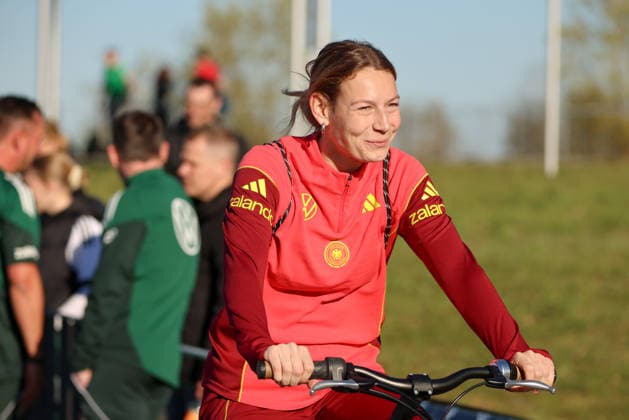 Herzogenaurach, Deutschland 07. April 2026: Medienoffenes Training der deutschen Fußballnationalmannschaft der Frauen zur Vorbereitung auf die WM-Qualifikation Im Bild: Sarai Linder (Deutschland) Copyright: HMBxMedia MadeleinexFantini