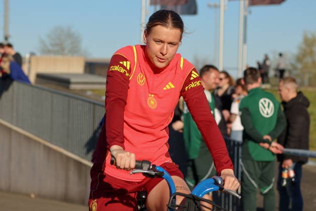 Herzogenaurach, Deutschland 07. April 2026: Medienoffenes Training der deutschen Fußballnationalmannschaft der Frauen zur Vorbereitung auf die WM-Qualifikation Im Bild: Larissa Mühlhaus Muehlhaus (Deutschland) Copyright: HMBxMedia MadeleinexFantini