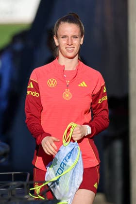 Herzogenaurach, Deutschland 07. April 2026: Medienoffenes Training der deutschen Fußballnationalmannschaft der Frauen zur Vorbereitung auf die WM-Qualifikation Im Bild: Torhüterin Ena Mahmutovic (Deutschland) Copyright: HMBxMedia MadeleinexFantini