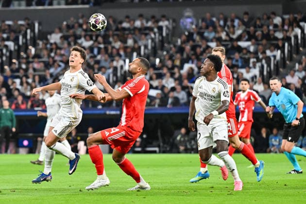MADRID, SPAIN - 07. APRIL: Arda GUELER (Real Madrid 15), Jonathan TAH (FC Bayern Munich 4), Vinicius JUNIOR (Real Madrid 7) during the UEFA Champions League match between Real Madrid vs. FC Bayern Munich on Quarterfinal first leg at Estadio Santiago Bernabeu Copyright: xBEAUTIFULxSPORTS Goldbergx