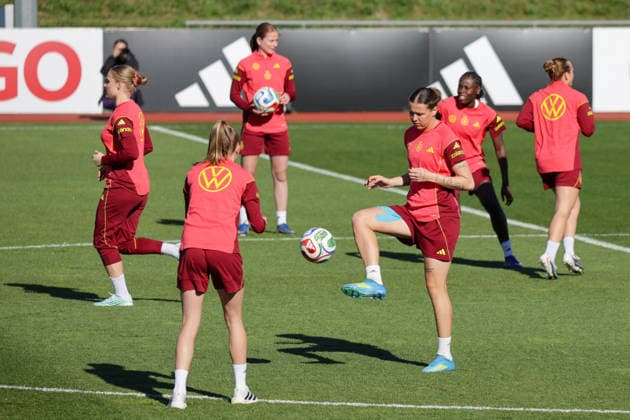 07.04.2026, xgrfx, Fussball DFB-Medientermine, Deutsche Frauennationalmannschaft - Training v.l. Larissa Mühlhaus (Deutsche Frauennationalmannschaft) (DFL DFB REGULATIONS PROHIBIT ANY USE OF PHOTOGRAPHS as IMAGE SEQUENCES and or QUASI-VIDEO) Herzogenaurach