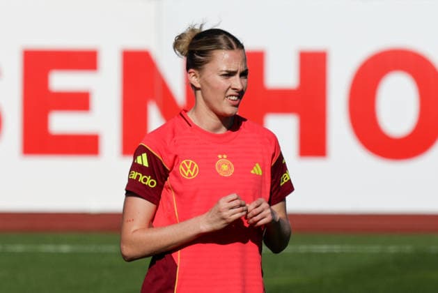07.04.2026, xgrfx, Fussball DFB-Medientermine, Deutsche Frauennationalmannschaft - Training v.l. Laura Freigang (Deutsche Frauennationalmannschaft) (DFL DFB REGULATIONS PROHIBIT ANY USE OF PHOTOGRAPHS as IMAGE SEQUENCES and or QUASI-VIDEO) Herzogenaurach