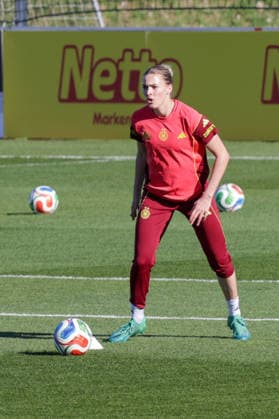 07.04.2026, xgrfx, Fussball DFB-Medientermine, Deutsche Frauennationalmannschaft - Training v.l. Laura Freigang (Deutsche Frauennationalmannschaft) (DFL DFB REGULATIONS PROHIBIT ANY USE OF PHOTOGRAPHS as IMAGE SEQUENCES and or QUASI-VIDEO) Herzogenaurach