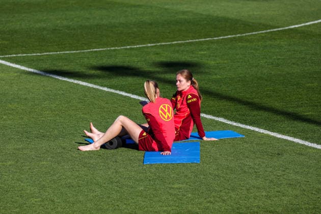 07.04.2026, xgrfx, Fussball DFB-Medientermine, Deutsche Frauennationalmannschaft - Training v.l. Sjoeke Nüsken (Deutsche Frauennationalmannschaft) (DFL DFB REGULATIONS PROHIBIT ANY USE OF PHOTOGRAPHS as IMAGE SEQUENCES and or QUASI-VIDEO) Herzogenaurach