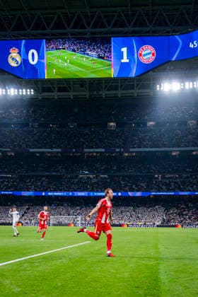 Real Madrid CF v FC Bayern Munchen - UEFA Champions League 2025 26 Quarter-Final First Leg MADRID, SPAIN - APRIL 7: Harry Kane of FC Bayern Munchen celebrates his goal during he UEFA Champions League 2025 26 Quarter-Final First Leg match between Real Madrid CF and FC Bayern Munchen at Estadio Santiago Bernabeu on April 7, 2026 in Madrid, Spain. Madrid Estadio Santiago Bernabeu Madrid Spain Copyright: xAlbertoxGardinx AGardin_20260407_Foot_Champ_Real_Madrid_Bayern_Munich_1071