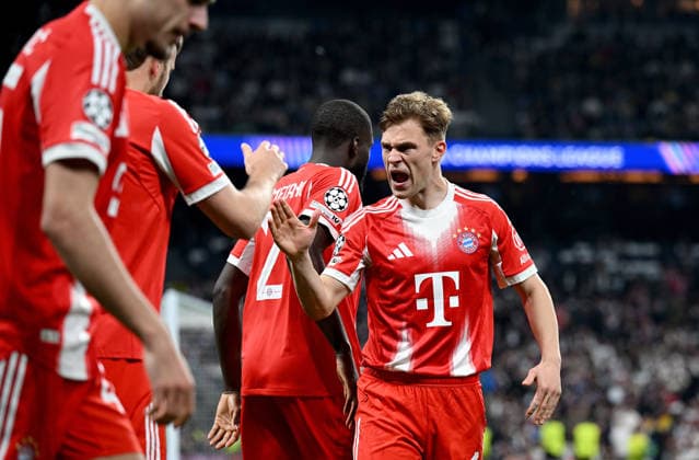 FUSSBALL CHAMPIONS LEAGUE SAISON 2025 2026 Viertelfinal Hinspiel 07.04.2026 Real Madrid - FC Bayern Muenchen Jubel FC Bayern Muenchen nach dem Tor zum 0 -2, v. li., Joshua Kimmich