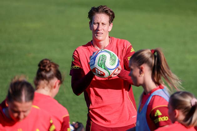 Herzogenaurach, Deutschland 07. April 2026: Medienoffenes Training der deutschen Fußballnationalmannschaft der Frauen zur Vorbereitung auf die WM-Qualifikation Im Bild: Torhüterin Ann-Katrin Berger (Deutschland) Copyright: HMBxMedia MadeleinexFantini