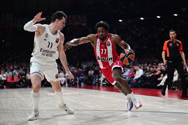 EuroLeague Basketball, Olympiacos Piraeus vs Real Madrid - Shaquielle McKissic, 77 of Olympiacos Piraeus in action during the Euroleague regular season basketball match between Olympiacos Piraeus and Real Madrid held at Peace and Friendship Stadium in Piraeus, Grecee, 7 April 2026. PIRAEUS Greece Copyright: xOnexInchxProductionsx 6929096