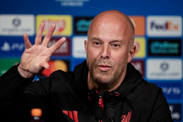 Paris, France - April 7: Liverpool Head Coach Arne Slot talks during the press conference, PK, Pressekonferenz of Liverpool FC at Parc des Princes on April 7, 2026 in Paris, France. (Photo by JustPictures) Paris Parc des Princes France