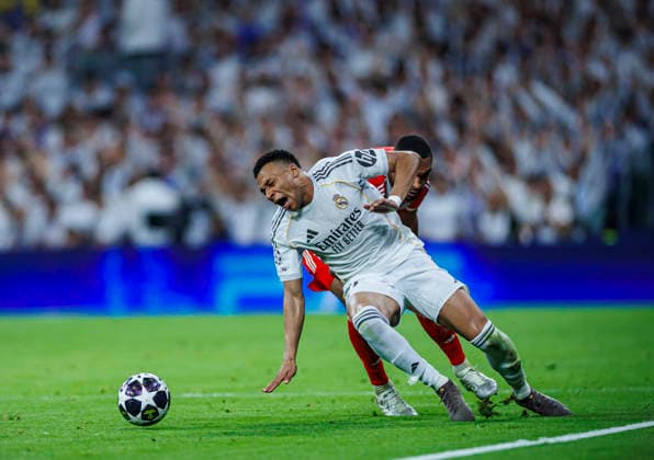 Real Madrid CF vs FC Bayern München - Champions League - 07 04 2026 Kylian Mbappe of Real Madrid CF in action during the Quarter-final first leg Champions League match between Real Madrid CF and FC Bayern München at Santiago Bernabeu Stadium on April 07, 2026 in Madrid, Spain. Madrid Spain Copyright: xPabloxGarcia PGSxPhotoxAgencyx