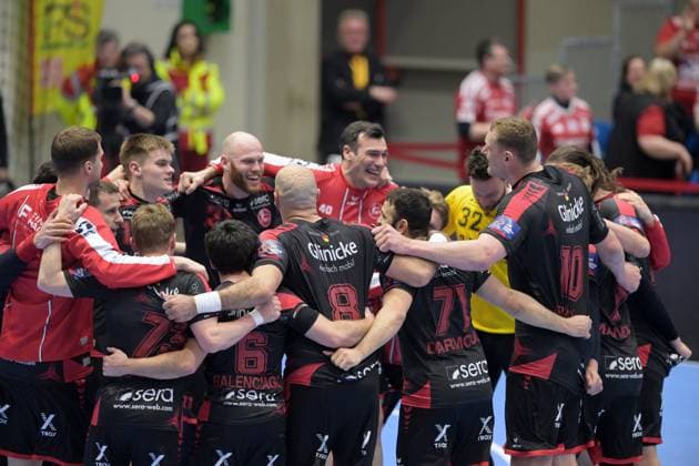 Jubel, Freude nach dem Sieg; Mohamed Amine Darmoul (MT Melsungen 71), Adrian Sipos (MT Melsungen 8), Arnar Freyr Arnarsson (MT Melsungen 21) , GER, MT Melsungen - Fredericia HK (DEN), Handball, EHF European League Maenner, Play-Offs, Saison 2025 2026, 07.04.2026, GER, MT Melsungen - Fredericia HK, Handball, EHF Maenner, Play-Off, Saison 2025 2026, 07.04.2026 Kassel Copyright: xEibner-Pressefotox xRolandxSippelx EP_RSL