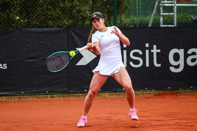 Billie Jean King Cup - Day 1 Beatrise Zeltina of Latvia competes in the Billie Jean King Cup play-offs women s singles match against Gabriela Lee of Romania on day one of the Billie Jean King Cup play-offs at Clube de Tenis do Jamor in Lisbon, Portugal, on April 7, 2026. Lisbon Lisboa Portugal  Copyright: xMiguelxReisx originalFilename:reis-notitle260407_npHAZ.jpg