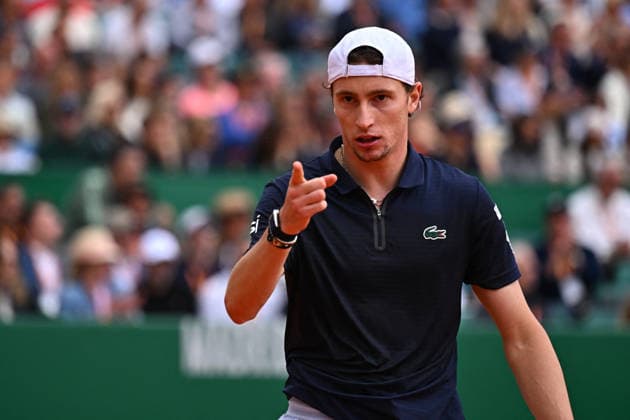 2026 Rolex Monte-Carlo Masters - Ugo Humbert Ugo Humbert (FRA) during second round match at the 2026 Rolex Monte-Carlo Masters in Monte-Carlo, MONACO, on April 7th, 2026. Photo by Corinne Dubreuil ABACAPRESS.COM Monte Carlo Monaco  Copyright: xDubreuilxCorinne ABACAx