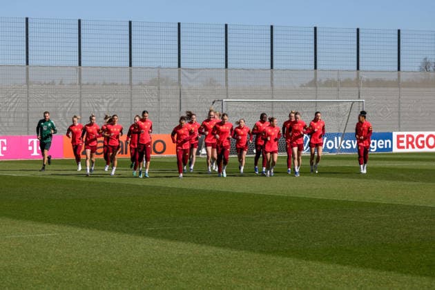 08.04.2026, xgrfx, Fussball DFB-Medientermine, Deutsche Frauennationalmannschaft - Training v.l. Die deutsche Nationalmannschaft trainiert auf dem Adidas Homeground in Herzogenaurach. (Deutsche Frauennationalmannschaft) (DFL DFB REGULATIONS PROHIBIT ANY USE OF PHOTOGRAPHS as IMAGE SEQUENCES and or QUASI-VIDEO) Herzogenaurach