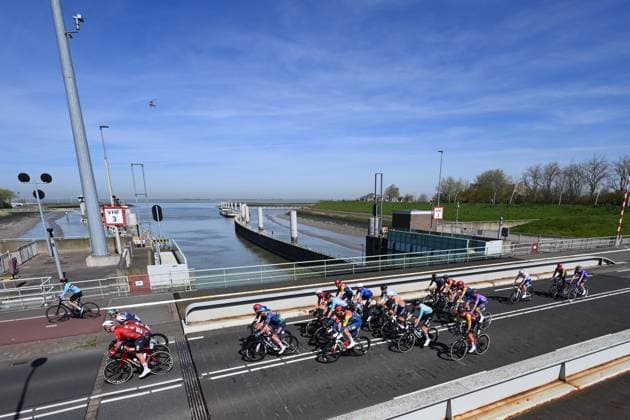 Scheldeprijs 2026 Cycling Race SCHOTEN, BELGIUM - APRIL 08 : Illustration picture of the peloton during the 114th edition of Scheldeprijs an UCI ProSeries 1.Pro one day cycling road race for Men Elite of 205 km with start in Terneuzen and finish in Schoten on April 8, 2026 in Schoten, Belgium, 08 04 2026 ( Motordriver Kenny Verfaillie - Schoten Belgium  Copyright: xVincentxKalutx