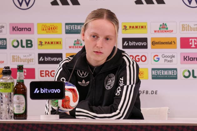 08.04.2026, xgrfx, Fussball DFB-Medientermine, Deutsche Frauennationalmannschaft - Training v.l. Franziska Kett (Deutsche Frauennationalmannschaft) (DFL DFB REGULATIONS PROHIBIT ANY USE OF PHOTOGRAPHS as IMAGE SEQUENCES and or QUASI-VIDEO) Herzogenaurach