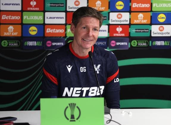 LONDON, ENGLAND, APRIL 08: Oliver Glasner Manager of Crystal Palace during the Crystal Palace press conference, PK, Pressekonferenz on MD-1 ahead of the UEFA Conference league match between Crystal Palace FC v ACF Fiorentina at Crystal Palace Training Ground, London, England, on April 8. (Photo by Daniel Weir)  Copyright: xDanielxWeir SportsxPressxPhotox Sportspressphoto_SPR126574
