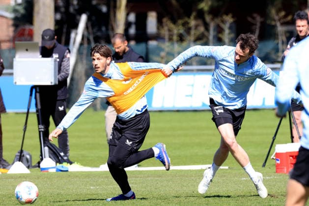DEU, DFL, 2. FBL Hertha BSC, Training, 08.04.2026, Sportforum, Berlin, DEU, DFL, 2. FBL Hertha BSC, Training, im Bild Dawid Kownacki (Hertha BSC Berlin 9), Linus Gechter (Hertha BSC Berlin 44) DFL - regulations prohibit any use of Photographs as image sequences and or quasi-video