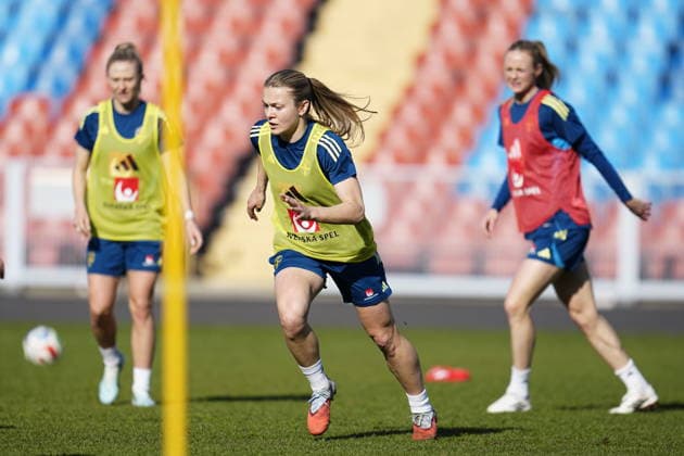 GÖTEBORG, SVERIGE 20260408 Beata Olsson under landslagets träning pa Ullevi i samband med att fotbollsdamerna samlas i Göteborg inför VM-kval. GÖTEBORG SVERIGE x9200x