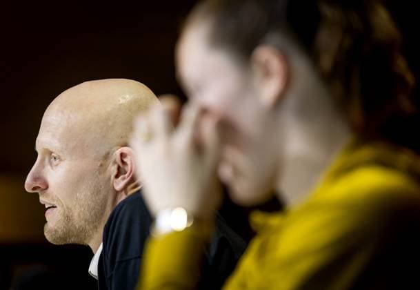 ZEIST - National coach Arjan Veurink and Veerle Buurman during a press conference, PK, Pressekonferenz in preparation for the World Cup qualifiers against France. KOEN VAN WEEL ANP xVIxANPxSportx xxANPxIVx 555279754 originalFilename: 555279754.jpg