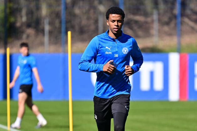 08.04.2026, Fußball, Herren, 2.BL, Saison 2025 2026, Training Holstein Kiel Andu Kelati Kiel, Projensdorf Projensdorf, Trainigsplatz Schleswig-Holstein Deutschland