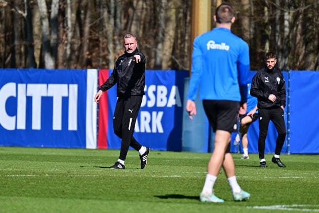 08.04.2026, Fußball, Herren, 2.BL, Saison 2025 2026, Training Holstein Kiel Trainer Tim Walter (Kiel) Kiel, Projensdorf Projensdorf, Trainigsplatz Schleswig-Holstein Deutschland