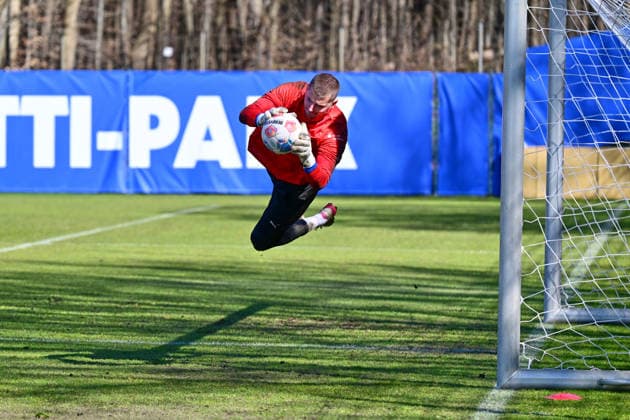 08.04.2026, Fußball, Herren, 2.BL, Saison 2025 2026, Training Holstein Kiel Torwart Timon Weiner Kiel, Projensdorf Projensdorf, Trainigsplatz Schleswig-Holstein Deutschland