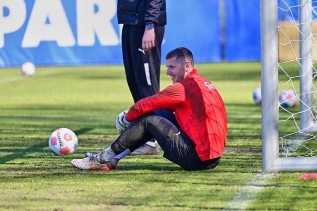 08.04.2026, Fußball, Herren, 2.BL, Saison 2025 2026, Training Holstein Kiel Torwart Timon Weiner Kiel, Projensdorf Projensdorf, Trainigsplatz Schleswig-Holstein Deutschland