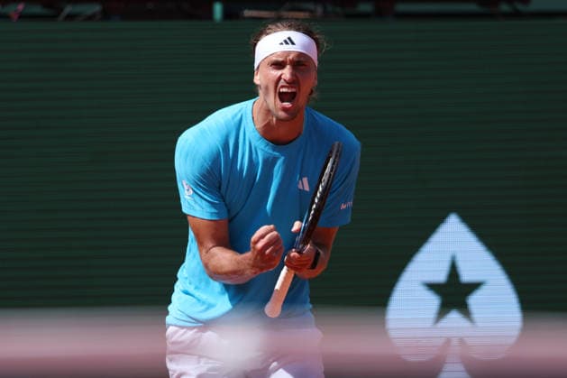 Rolex Monte-Carlo Masters - Day Four Alexander Zverev of Germany reacts during his Round of 32 match against Cristian Garin of Chile day Four of the Rolex Monte-Carlo Masters at Monte-Carlo Country Club on April 8, 2025 in Monte-Carlo, Monaco. Monaco Monte-Carlo Country Club Monte_Carlo Monaco Copyright: xAllstarxPicturexLibraryxLtdx