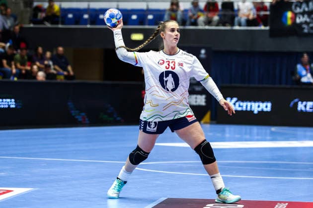 Handball, EHF EURO Cup Romania Norway Bucharest, Romania 20260408 Norway s Malin Larsen Aune before the handball match in the EHF Euro Cup between Romania and Norway at the Polyvalent Hall in Bucharest Photo Nikola Krstic NTB BucureÈ™ti Romania EDITORIAL USE ONLY RESTRICTED USE FOR BETTING COMPANIES  Copyright: xNikolaxKrsticx xNTBx