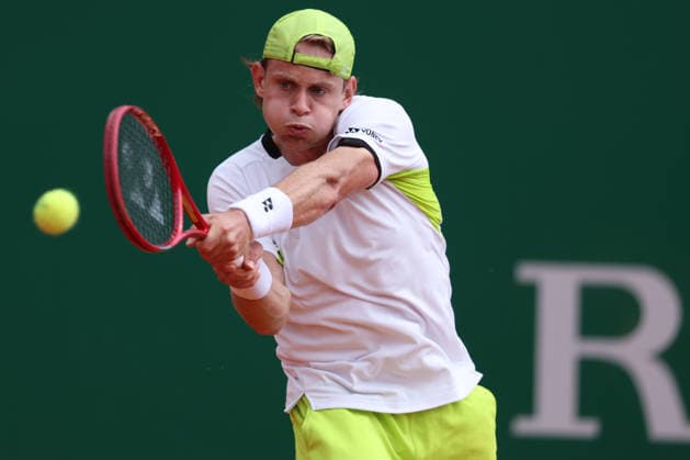 Rolex Monte-Carlo Masters - Day Four Zizou Bergs of Belgium plays a backhand during his Round of 32 match against Andrey Rublev of Russia on day Four of the Rolex Monte-Carlo Masters at Monte-Carlo Country Club on April 8, 2025 in Monte-Carlo, Monaco. Monaco Monte-Carlo Country Club Monte_Carlo Monaco Copyright: xAllstarxPicturexLibraryxLtdx