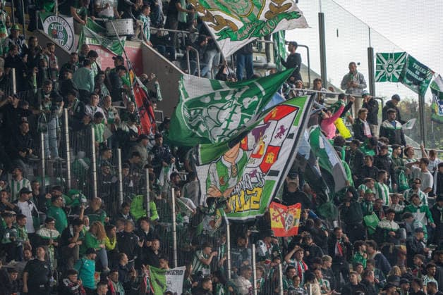 Braga v Real Betis. Europa League Fans of Real Betis during the Europa Leage match, between Braga and Real Betis played at Braga Municipal Stadium on April 8, 2026 in Braga, Portugal Braga Portugal Copyright: xAdrianxFernandezx xAgenciaxLOFx