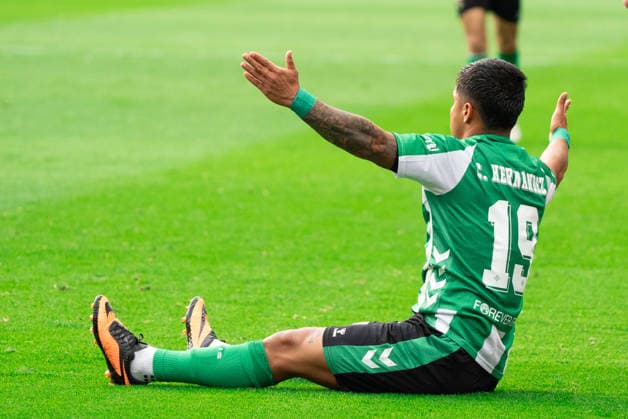 Braga v Real Betis. Europa League Real Betis player Cucho Hernandez, during the Europa Leage match, between Braga and Real Betis played at Braga Municipal Stadium on April 8, 2026 in Braga, Portugal Braga Portugal Copyright: xAdrianxFernandezx xAgenciaxLOFx