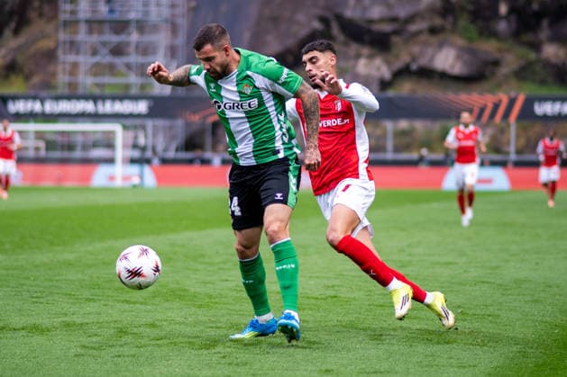 April 8, 2026, Braga, Braga, Portugal: BRAGA, PORTUGAL - APRIL 08: AITOR RUIBAL of Real Betis is seen on action during the UEFA Europa League 2025 26 Quarter-Final Leg One match between SC Braga and Real Betis Balompie at Estadio Municipal de Braga on April 08, 2026 in Braga, Portugal. SC Braga X Real Betis - UEFA Europa League 2025 26  - ZUMAl192 20260408_zsp_l192_021 Copyright: xMiguelxLemosx