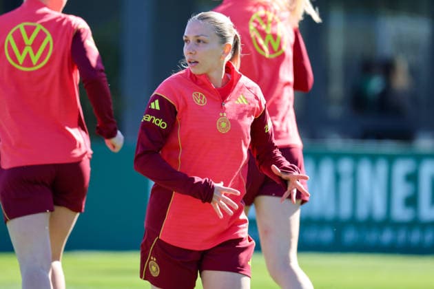 Herzogenaurach, Deutschland 08. April 2026: Training der deutschen Fußballnationalmannschaft der Frauen zur Vorbereitung auf die WM-Qualifikation in Herzogenaurach Im Bild: Elisa Senß Senss (Deutschland) Copyright: HMBxMedia MadeleinexFantini