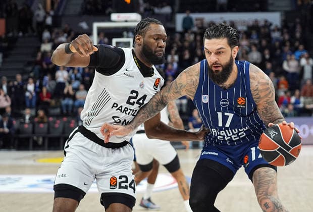 Anadolu Efes v Partizan - EuroLeague ISTANBUL, TURKIYE - APRIL 8: Vincent Poirier (17) of Anadolu Efes in action against Bruno Fernando (24) of Partizan during the Turkish Airlines EuroLeague Round 36 game at the Turkcell Basketball Development Center, on April 8, 2026, in Istanbul, Turkiye. Esra Bilgin Anadolu Istanbul Turkey. Editorial use only. Please get in touch for any other usage.  Copyright: x2026xAnadoluxEsraxBilginx